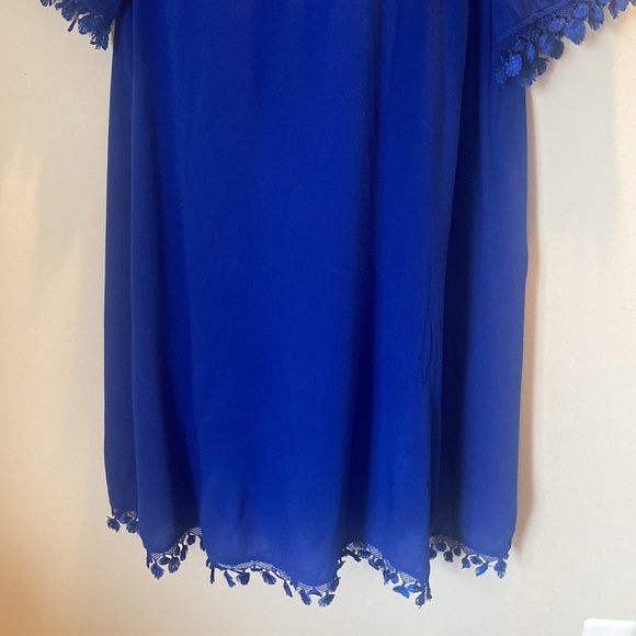 Women’s new dress size medium.  #4 - Picture 4 of 8